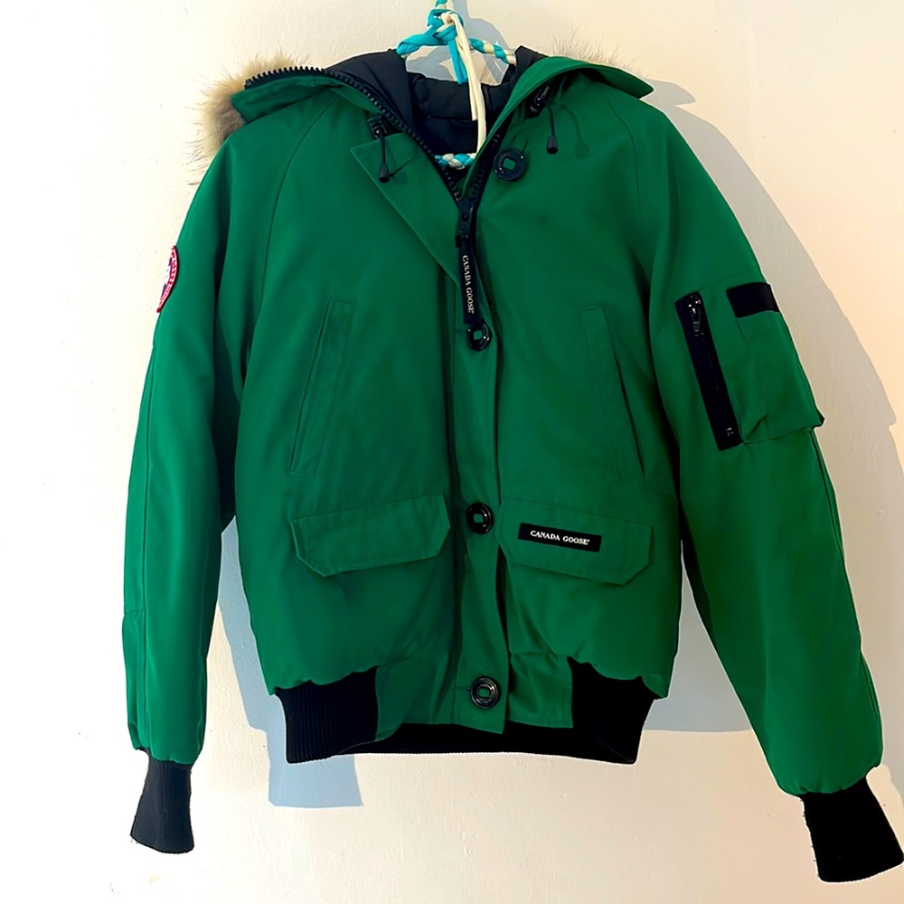 Canada goose bomber jacket. Kelly green, size small